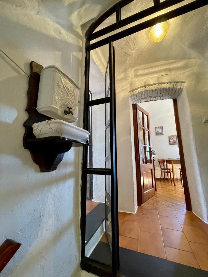 La Casa Di Vasco Bussana Vecchia Sanremo Exterior photo